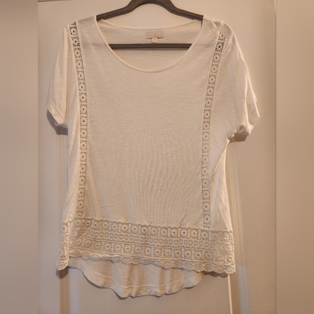 White tee with crocheted detail